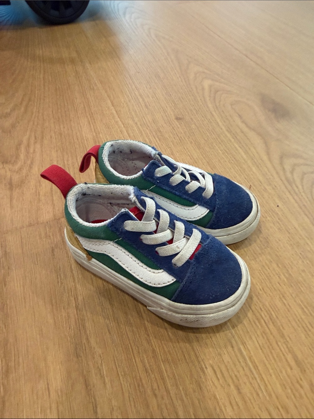 Vans Kids Multicolor Low-Top Sneakers in Blue, Green & Red